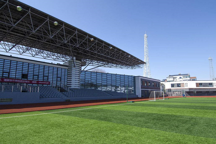 阆中体育场看台网架工程